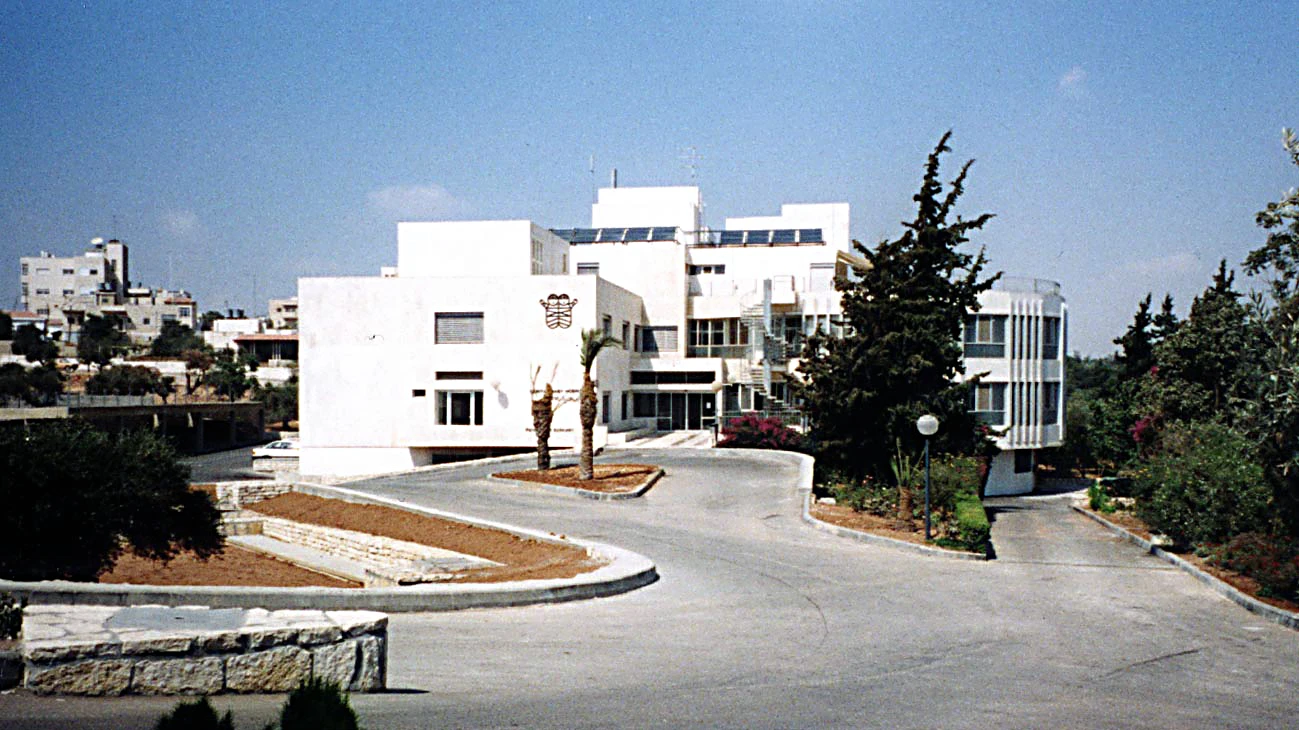 74 13 Caritas Baby Hospital Israel 01